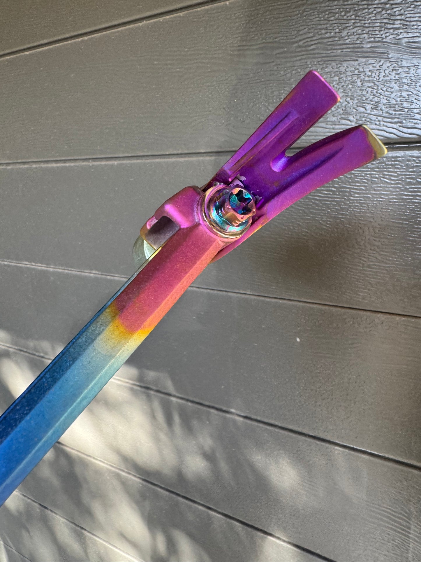 Martinez M4 - Blue with pink Ti4 titanium head