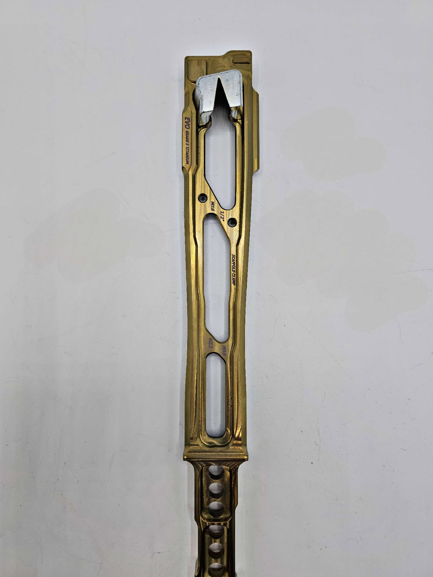 Poignées Kinetic Customs Titan (Titane)