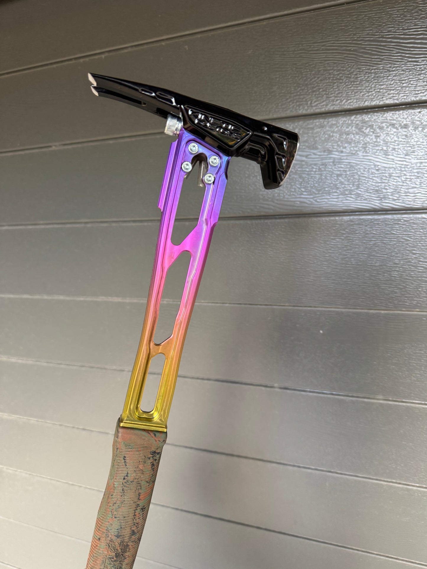 NIghthawk - Smooth Face Long Handle Framing Hammer