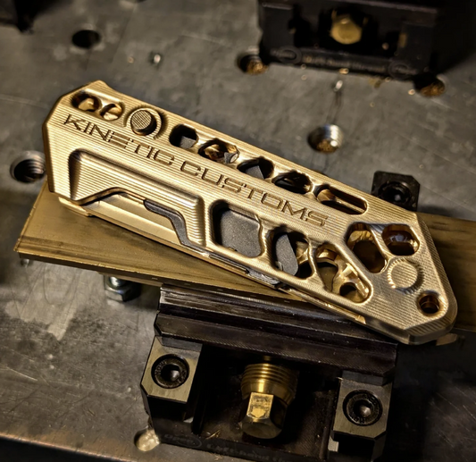 Alien Brass Flip Knife Reaper Version 2 with blade storage (no blades included)